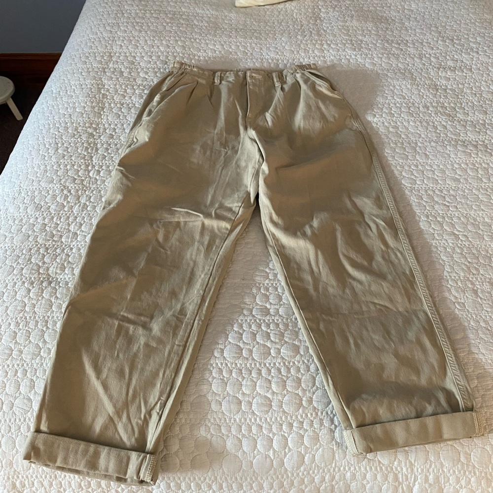 Khaki Pants with stretch waist